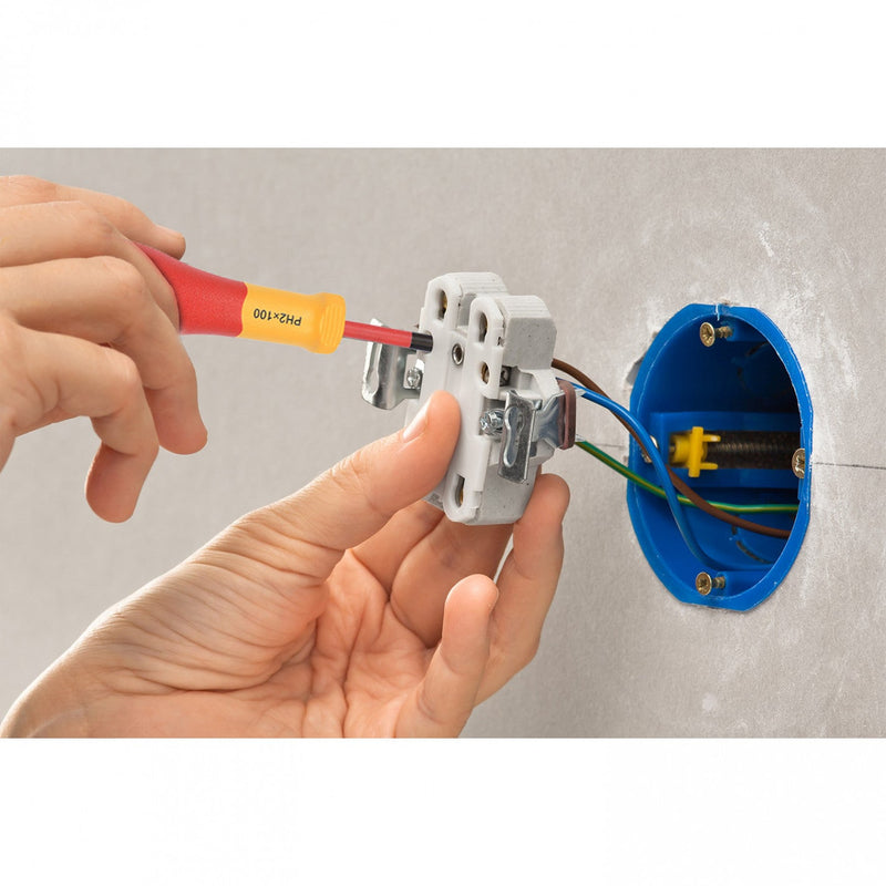 DESTORNILLADOR PLANO AISLADO DELGADO 1.0x5.5x125mm